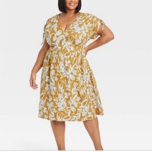 Ava & Viv Women's Dress Short Sleeve V-Neck Floral Size 1X Yellow Light Blue